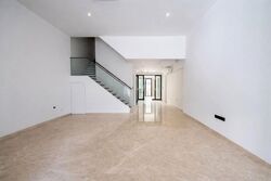 Florence Ville (D19), Terrace #574140271